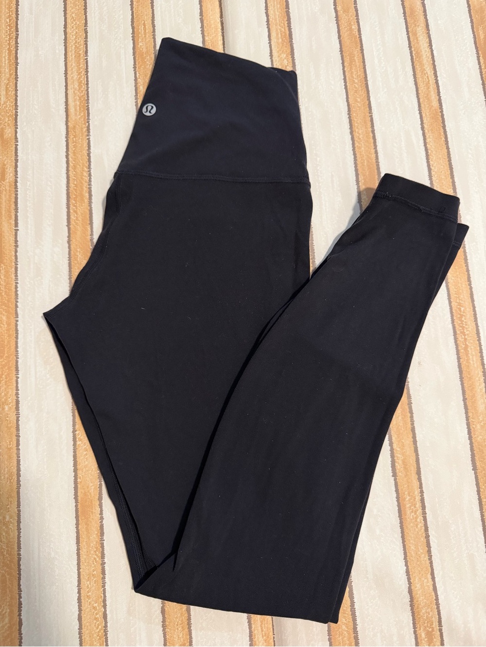 Lululemon Align Pants 28” Black Size 6